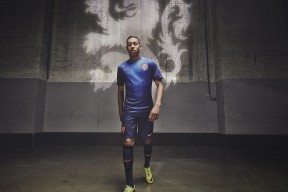 今日CS2赛事专家分析推荐，cs021