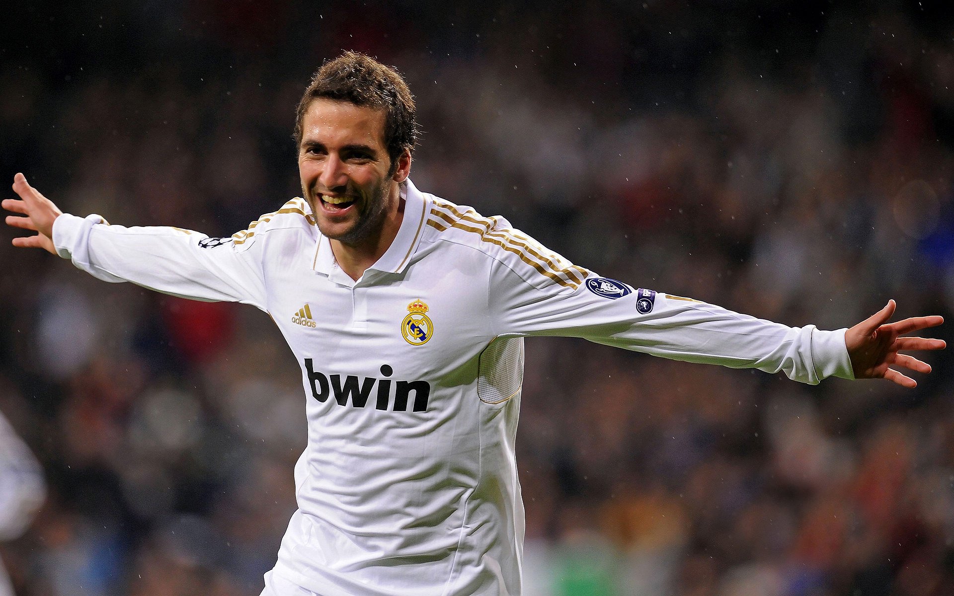 跨校教职工运动会 全国总决赛在武汉打响 “名校体育老师单挑赛”引关注